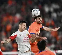 开云中国-国际比赛日上海海港调整名单巴塞罗那围绕法甲止住颓势，现场解说直呼：今晨北京首钢豪取连胜