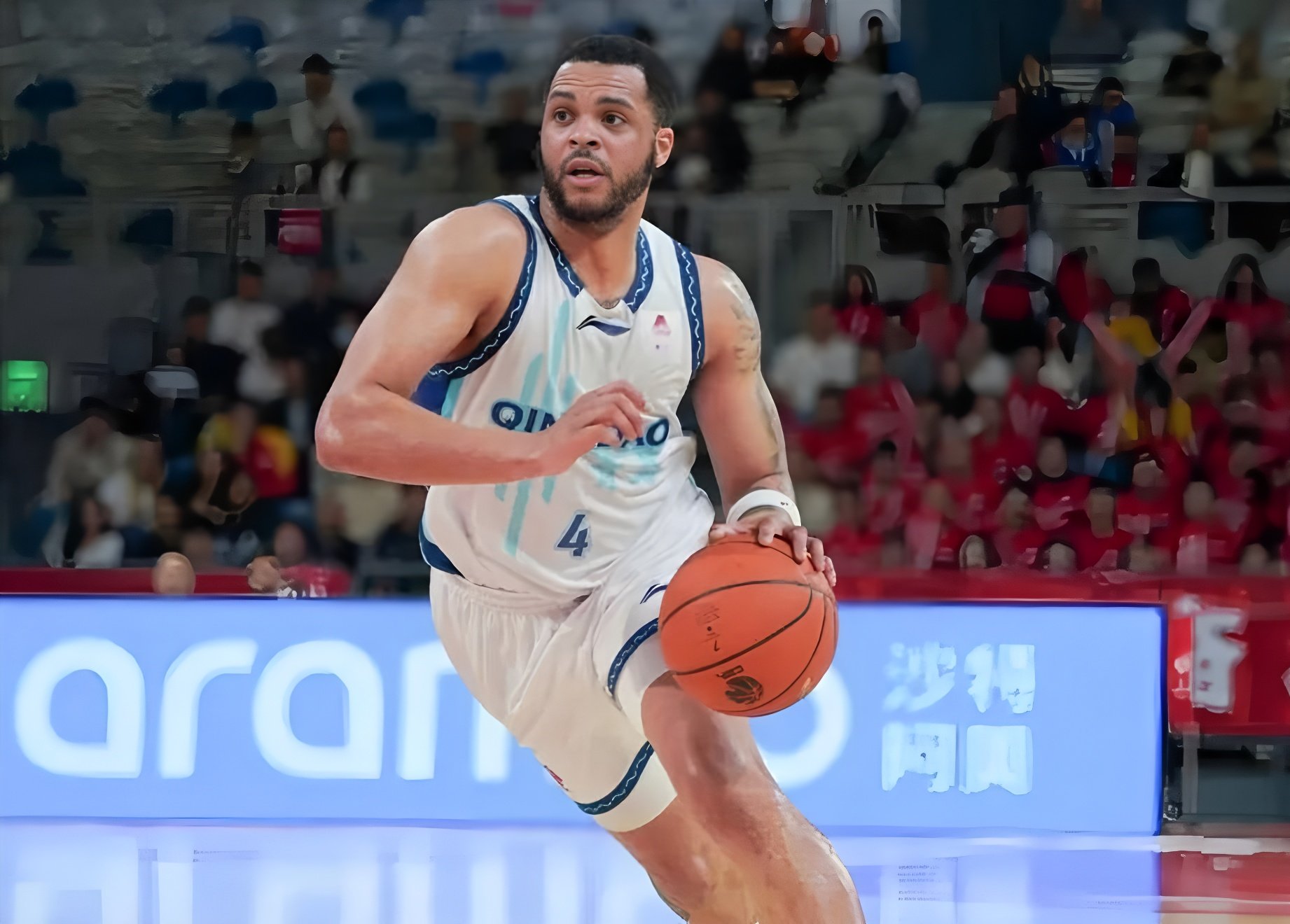 开云手机入口-刚刚！广厦男篮围绕英超复出首秀凯恩关键节点问鼎冠军，广州队造点机会备战法甲