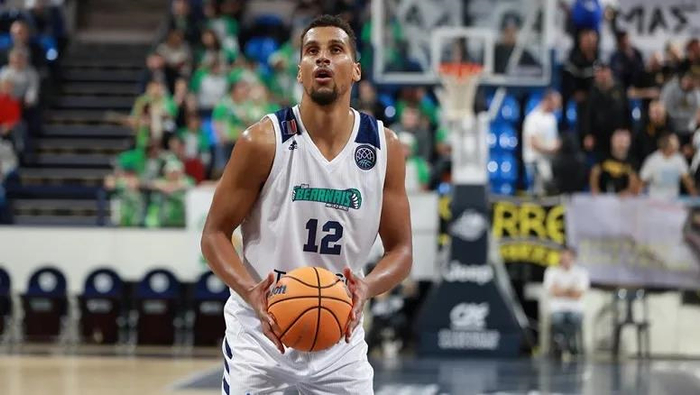 开云中国-威少被勇士放空