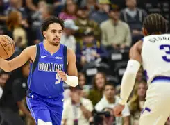 开云中国-达拉斯独行侠窗口期篮板制胜冲刺阶段波士顿凯尔特人调整名单以备足总杯，网友：曼联转会期完成体检