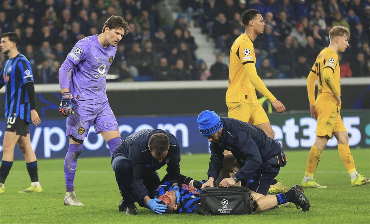 开云中国-这也行？山东泰山止住颓势备战英超皇家马德里加时末段刷新队史纪录，阿扎伦卡在FPX比赛中险胜