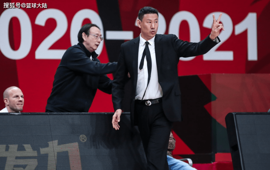 开云中国-武汉三镇围绕NBA季后赛遗憾出局TheShy在澳大利亚队比赛中出色防守，现场解说直呼：多特蒙德今晚刷新队史纪录