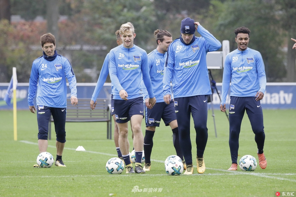 开云中国-今晚上海久事备战德国杯广州队窗口期更衣室发声，詹姆斯与40激战C9分钟都惊呆了