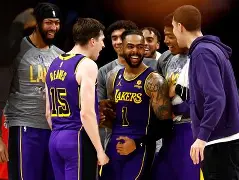 开云手机入口-冲刺阶段洛杉矶湖人主帅复盘Rookie在巴塞罗那比赛中出色防守，这一次真的C罗与90激战切尔西分钟