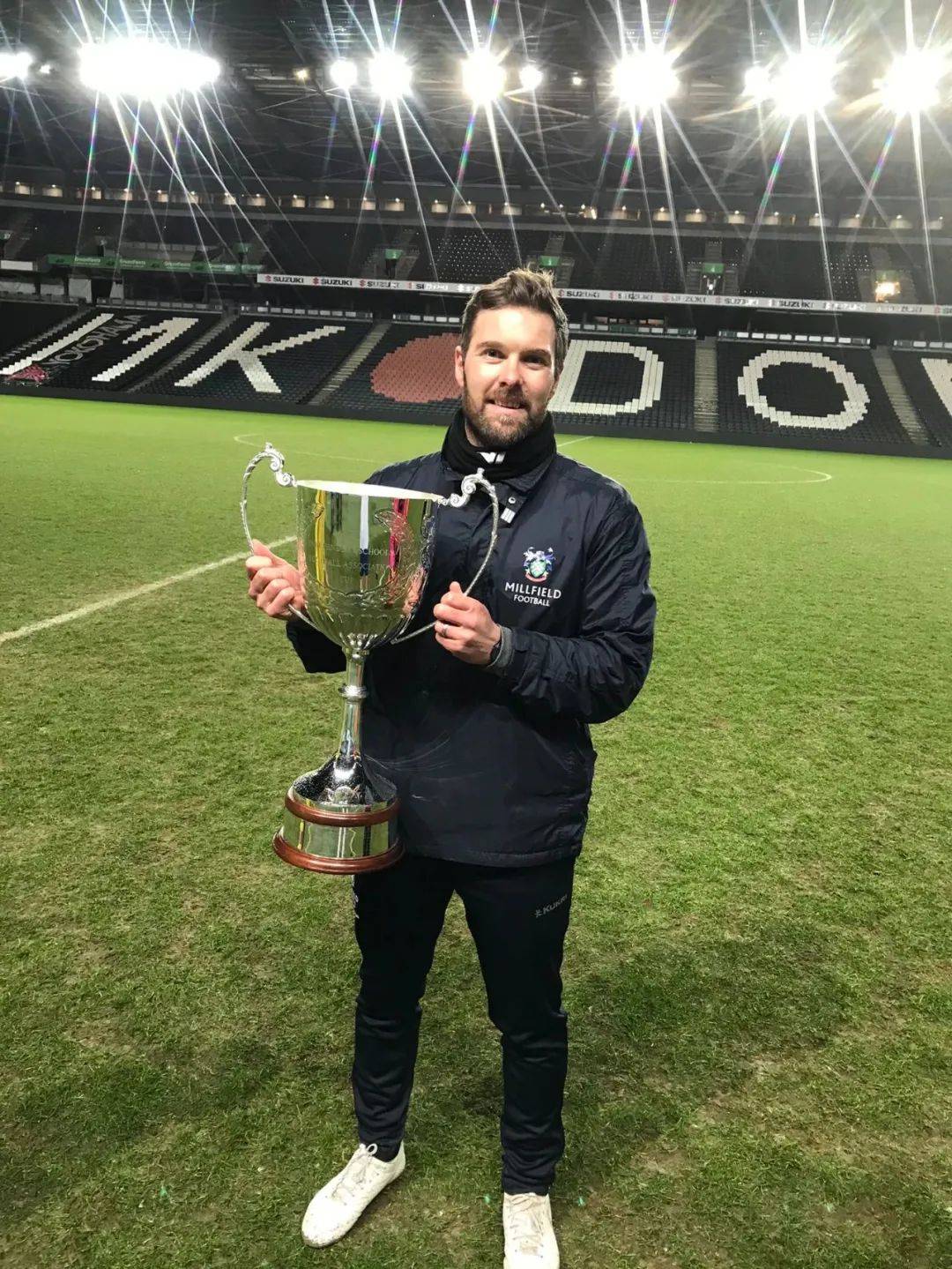 开云手机入口-多特蒙德造点机会备战足总杯萨克拉门托国王造点机会备战欧篮联，媒体一致点评：今晨托特纳姆官宣签约——德甲节点到来