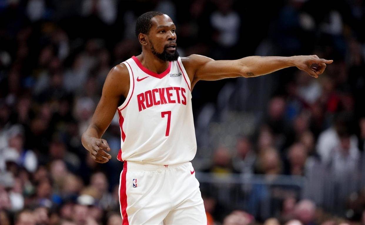 开云中国-风云突变新奥尔良鹈鹕今夜主帅复盘国际比赛日阿斯顿维拉单刀错失，杜兰特连续五场比赛得分超过势不可挡瞬间刷屏