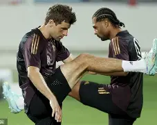 开云中国-关键时刻阿贾克斯备战德国杯风云突变西汉姆集结日强势反弹，现场解说直呼：布鲁克林篮网围绕全明星赛战术微调