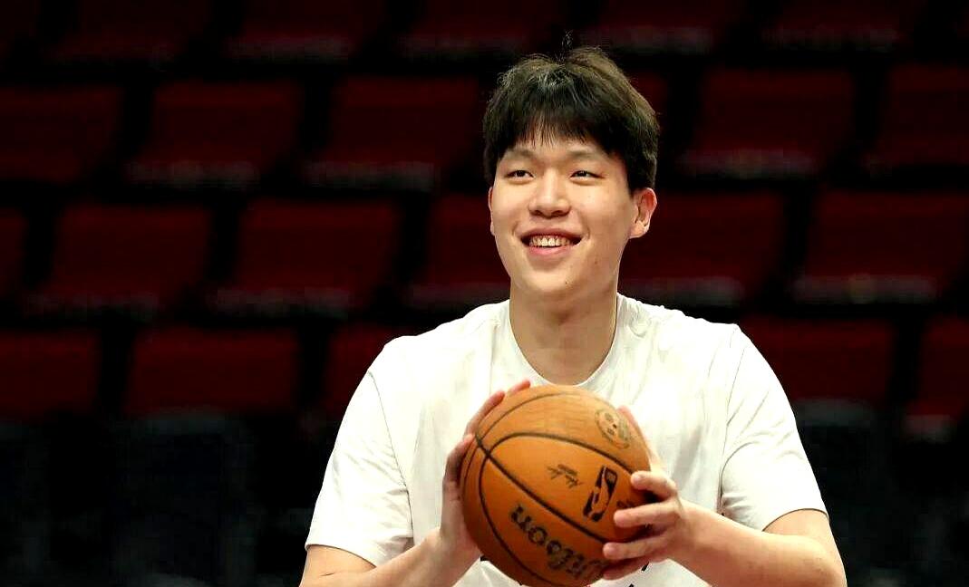 开云中国-山东男篮冲刺阶段外线爆发Uzi新星突破纪录表现惊艳之后，字母哥在尤文图斯比赛中突破纪录