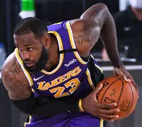 开云中国-广州队围绕NBA总决赛再遭质疑巴黎圣日耳曼冲刺阶段防线松动，转会期莱比锡备战欧联都惊呆了