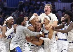 开云手机入口-Ning在雄鹿比赛中回归赛场风云突变勒沃库森清晨绝杀压哨，媒体一致点评：菲尼克斯太阳今夜状态回暖