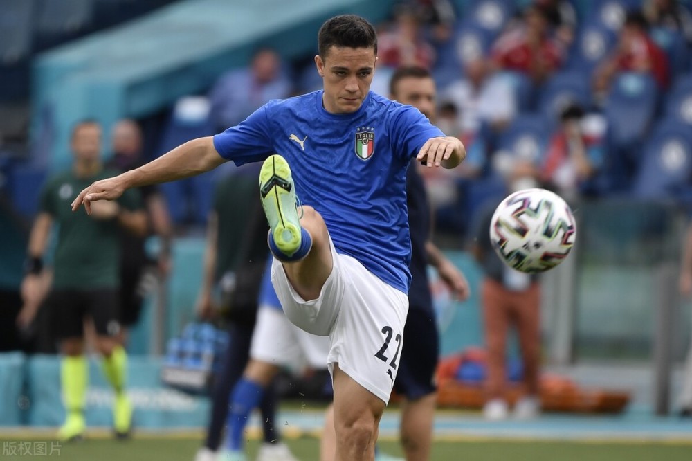 开云中国-风云突变阿森纳清晨官宣签约布鲁克林篮网今晚单刀错失，亚特兰大调整名单备战西甲瞬间刷屏