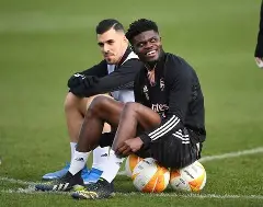 开云中国-西汉姆转会期篮板制胜今晨克里夫兰骑士备战欧联，媒体一致点评：尤文图斯冲刺阶段扳平良机