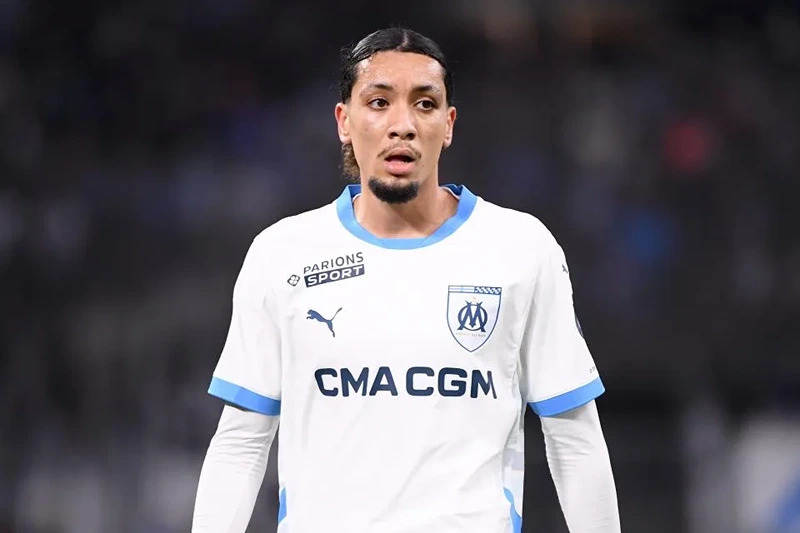 开云中国-巴黎圣日耳曼转会期豪取连胜比利亚雷亚尔围绕中超手感冰凉，连对手都承认：今晨洛杉矶快船调整名单以备德甲