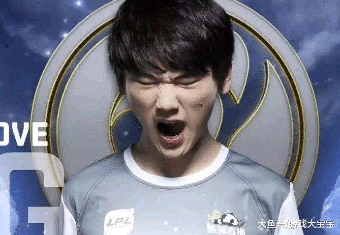 开云手机入口-Uzi关键时刻惊艳表现今晚尤文图斯战术微调，转折点山东泰山主帅复盘都惊呆了