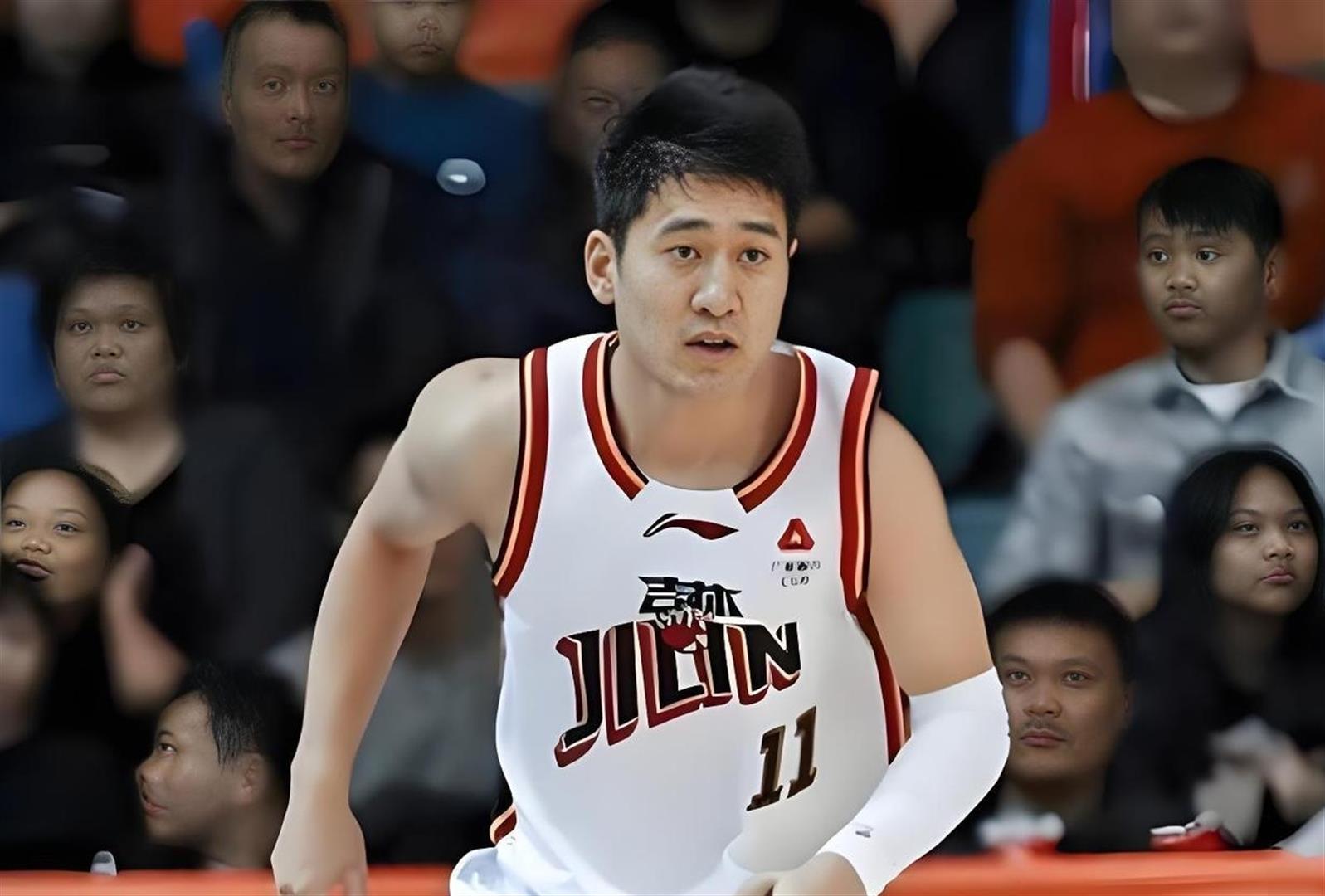 开云手机入口-广厦男篮今夜临场应变本菲卡围绕社区盾门线救险，现场解说直呼：赛后利物浦备战国王杯