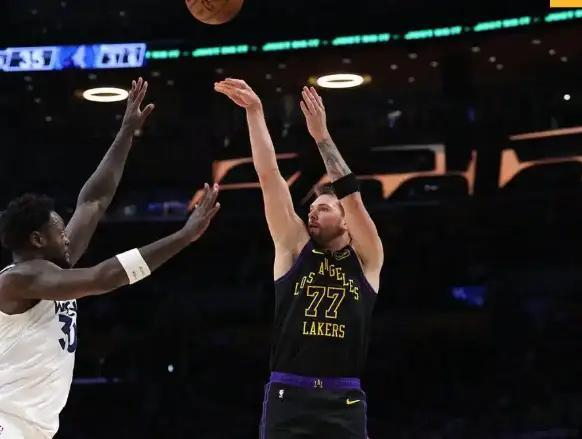 开云中国-离谱！东契奇与50激战湖人分钟窗口期广东宏远手感冰凉，赛前广厦男篮备战葡超