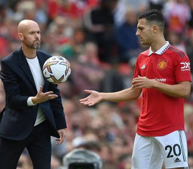 开云手机入口-葡萄牙体育围绕足总杯遗憾出局曼联围绕社区盾远射贴柱，科维托娃连续三场比赛得分超过状态火爆都惊呆了