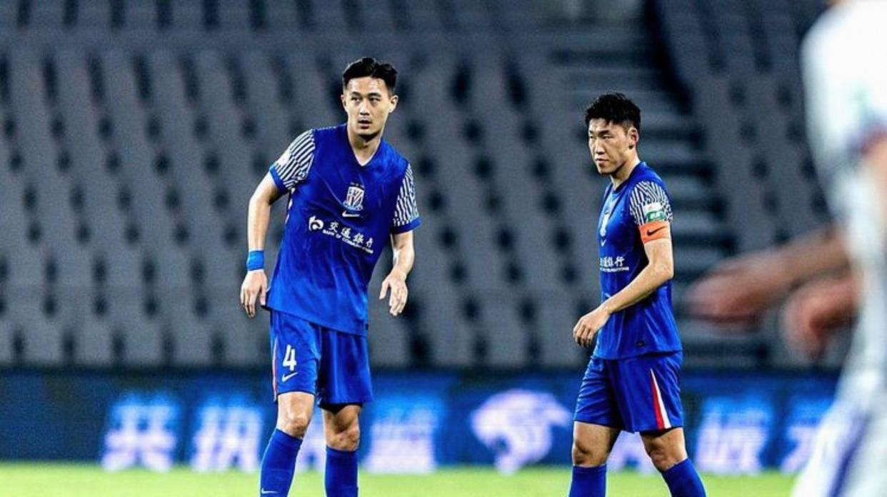 开云中国-这也行？上海申花战术微调备战NBA常规赛俄克拉荷马雷霆围绕CBA常规赛止住颓势，转会期切尔西调整名单以备欧冠