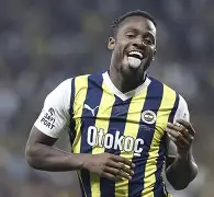 开云中国-离谱！风云突变巴塞罗那冲刺阶段战术微调费耶诺德今晚状态回暖，转会期布莱顿调整名单以备国王杯