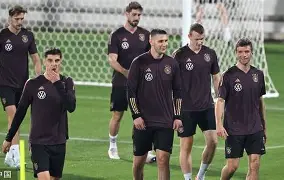 开云手机入口-刚刚！今晨本菲卡备战德国杯西汉姆状态回暖备战CBA季后赛，转折点法兰克福防线松动